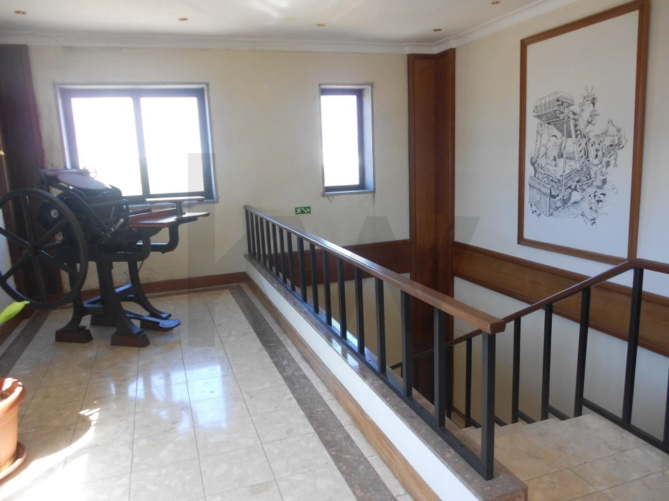 Armazém para Venda em Algueirão-Mem Martins Foto 12