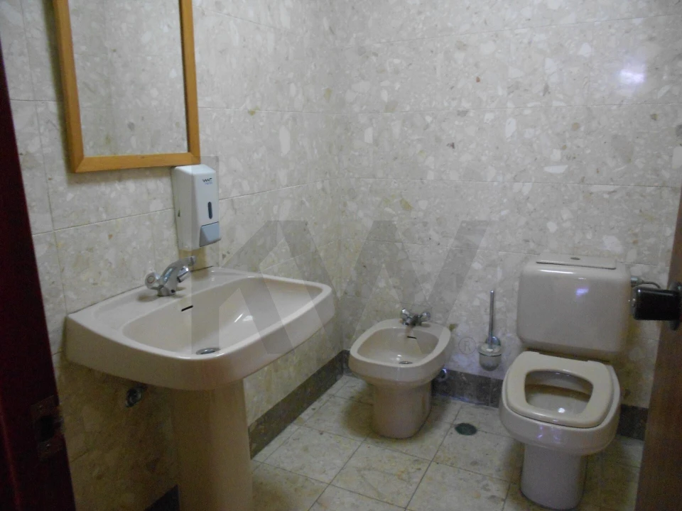 Armazém para Venda em Algueirão-Mem Martins Foto 53