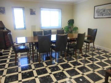 Armazém para Venda em Algueirão-Mem Martins