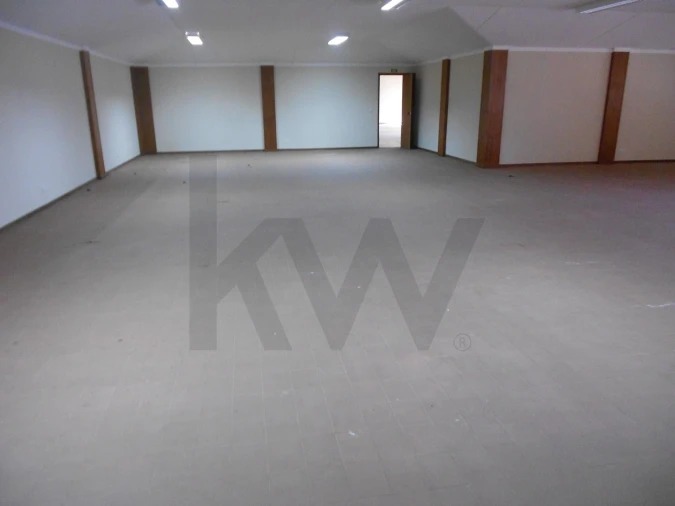 Armazém para Venda em Algueirão-Mem Martins Foto 39