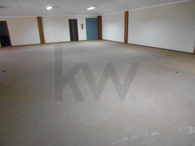 Armazém para Venda em Algueirão-Mem Martins Foto 41