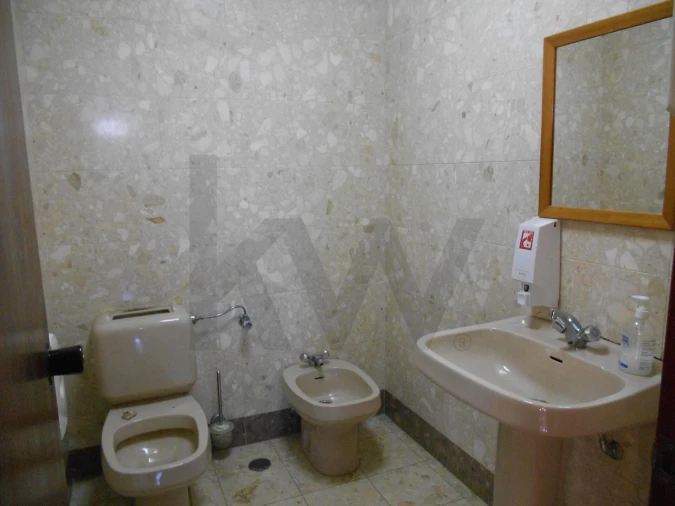 Armazém para Venda em Algueirão-Mem Martins Foto 54