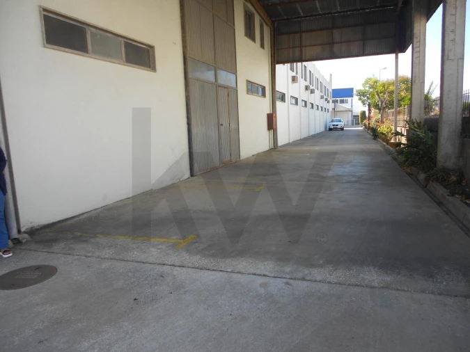 Armazém para Venda em Algueirão-Mem Martins Foto 61