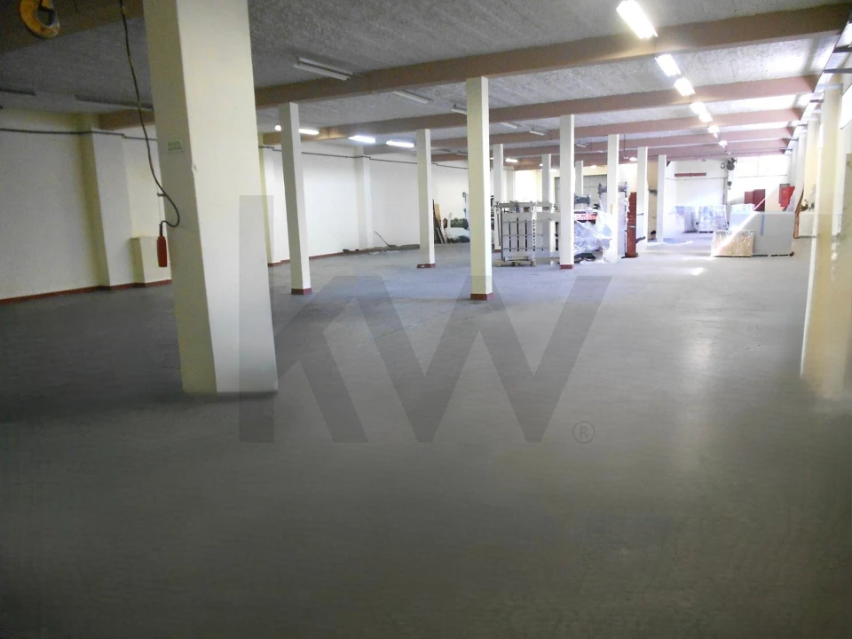 Armazém para Venda em Algueirão-Mem Martins Foto 34