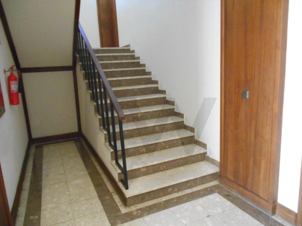 Armazém para Venda em Algueirão-Mem Martins Foto 51