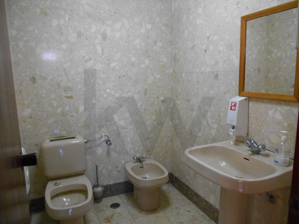 Armazém para Venda em Algueirão-Mem Martins Foto 54