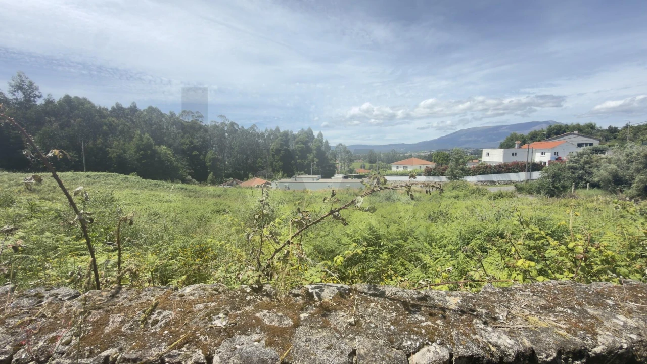 Terreno para Venda em Geraz do Lima (Santa Maria, Santa Leocádia, Moreira), Deão Foto 8