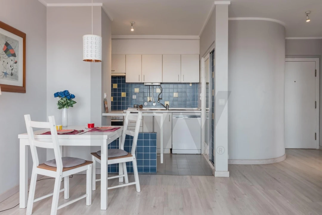 Apartamento T1 para Arrendamento em São Vicente Foto 2