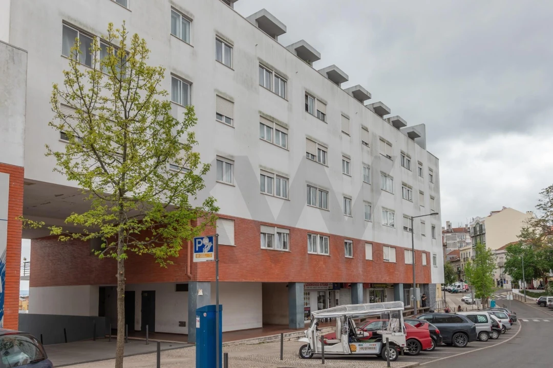 Apartamento T1 para Arrendamento em São Vicente Foto 25