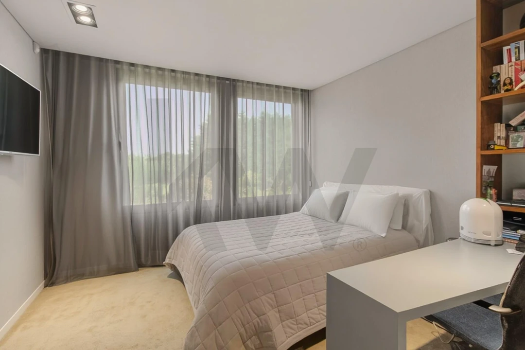 Moradia T5 para Arrendamento em Aldoar, Foz do Douro e Nevogilde Foto 21