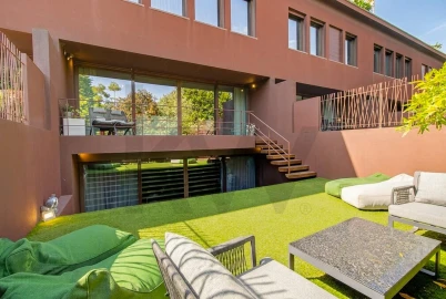 Moradia T5 para Arrendamento em Aldoar, Foz do Douro e Nevogilde