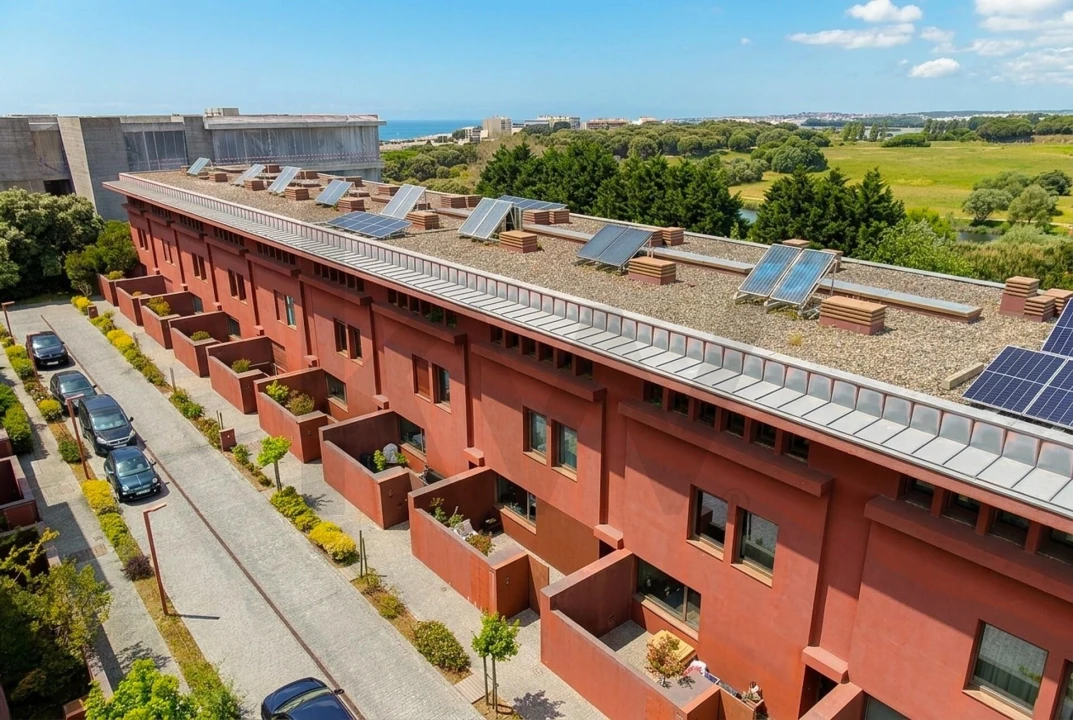 Moradia T5 para Arrendamento em Aldoar, Foz do Douro e Nevogilde Foto 33