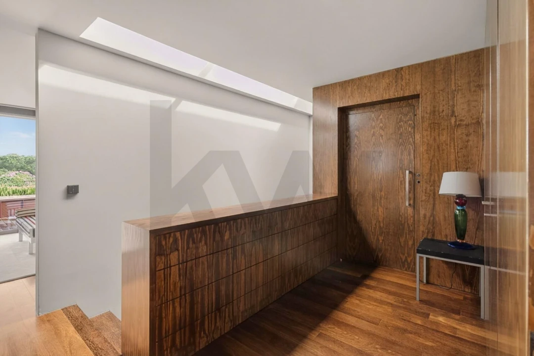 Moradia T5 para Arrendamento em Aldoar, Foz do Douro e Nevogilde Foto 24