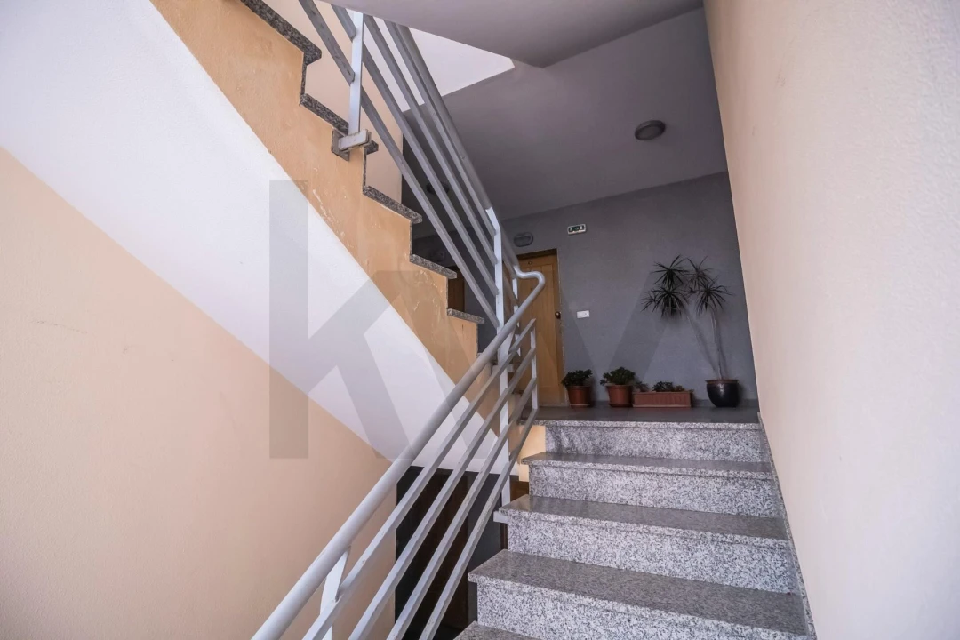 Apartamento T2 para Venda em Caniço Foto 43