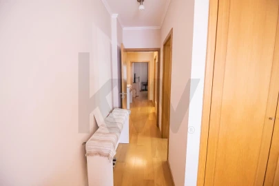 Apartamento T2 para Venda em Caniço