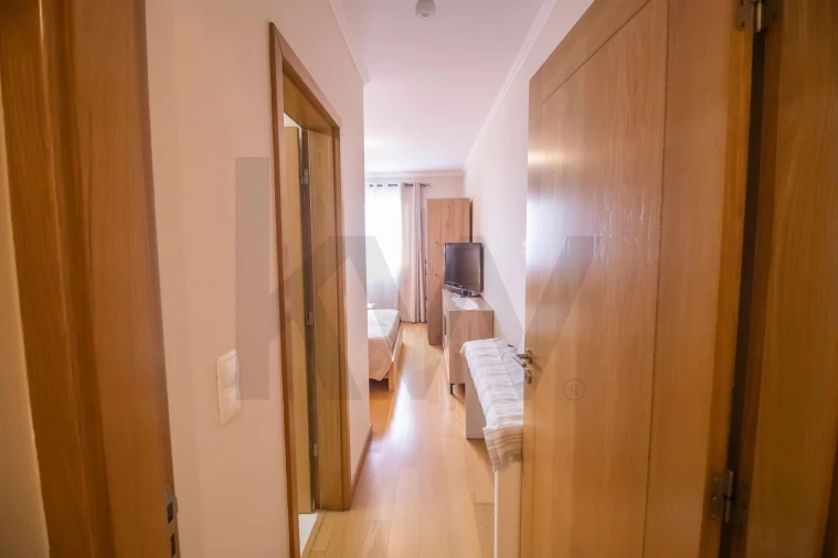 Apartamento T2 para Venda em Caniço Foto 36