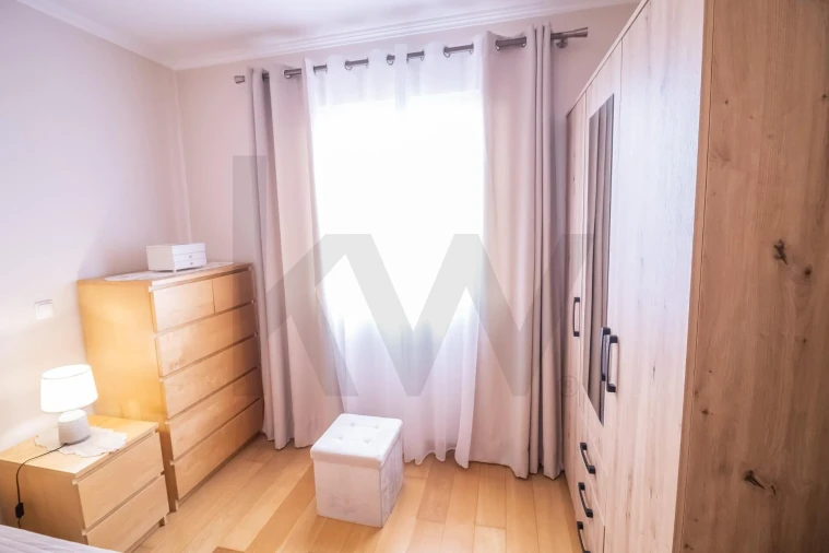 Apartamento T2 para Venda em Caniço Foto 32