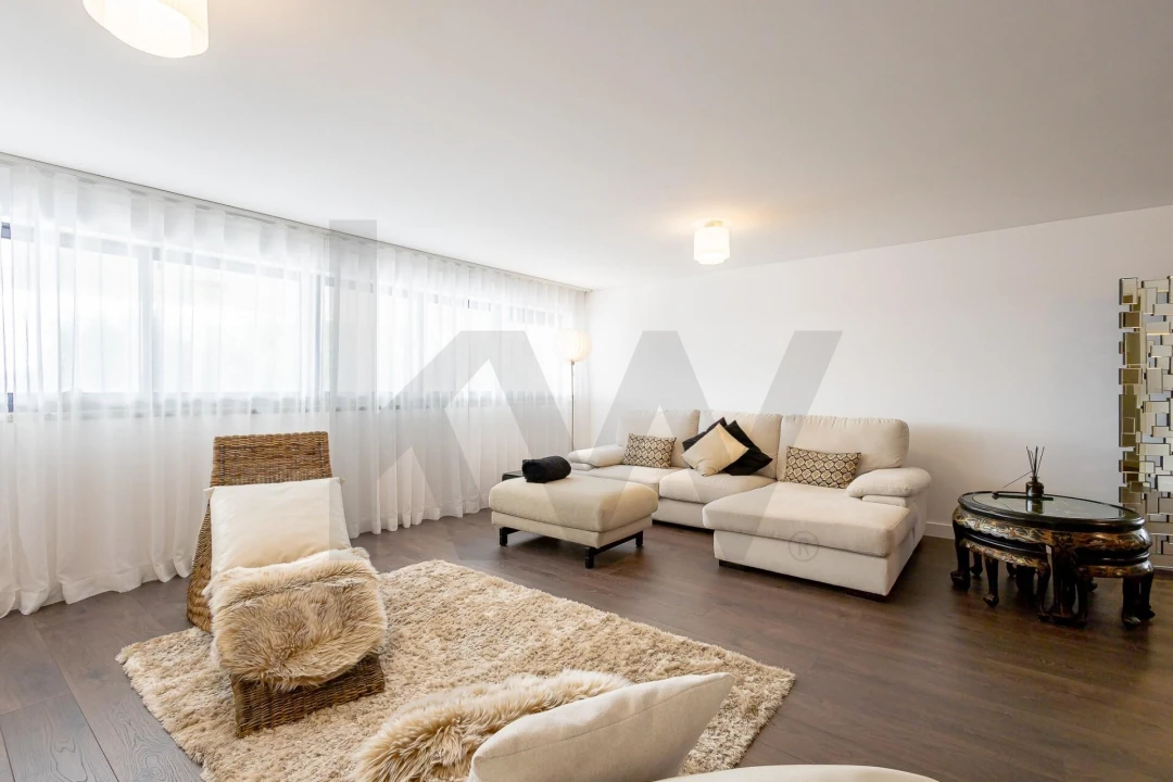 Moradia T4 para Venda em Seixal, Arrentela e Aldeia de Paio Pires Foto 56