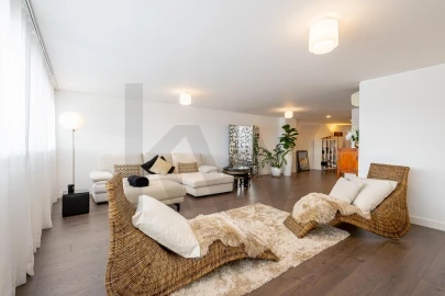 Moradia T4 para Venda em Seixal, Arrentela e Aldeia de Paio Pires