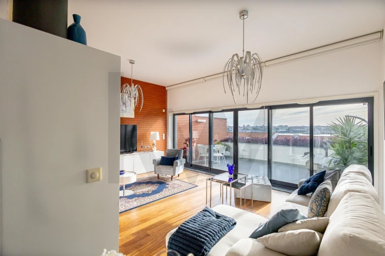 Moradia T4 para Venda em Seixal, Arrentela e Aldeia de Paio Pires Foto 12