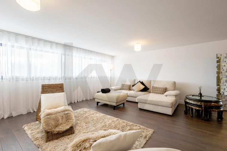 Moradia T4 para Venda em Seixal, Arrentela e Aldeia de Paio Pires Foto 56