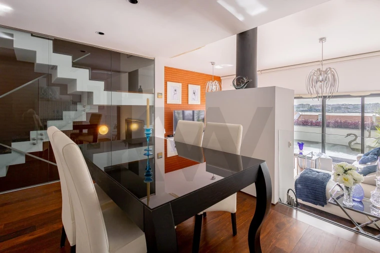 Moradia T4 para Venda em Seixal, Arrentela e Aldeia de Paio Pires Foto 4