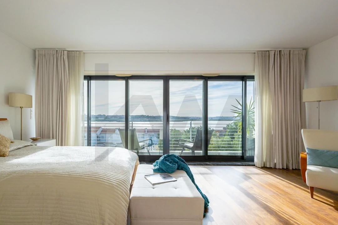 Moradia T4 para Venda em Seixal, Arrentela e Aldeia de Paio Pires Foto 37