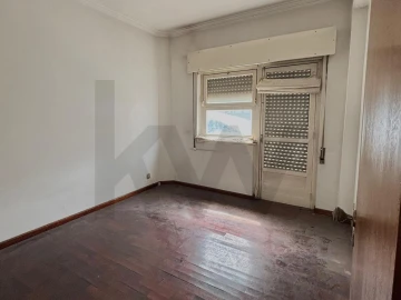 Apartamento T3 para Venda em Agualva e Mira-Sintra