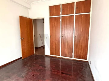 Apartamento T3 para Venda em Agualva e Mira-Sintra