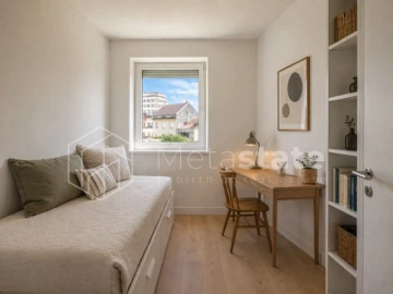 Moradia T2 para Venda em Almargem do Bispo, Pêro Pinheiro e Montelavar