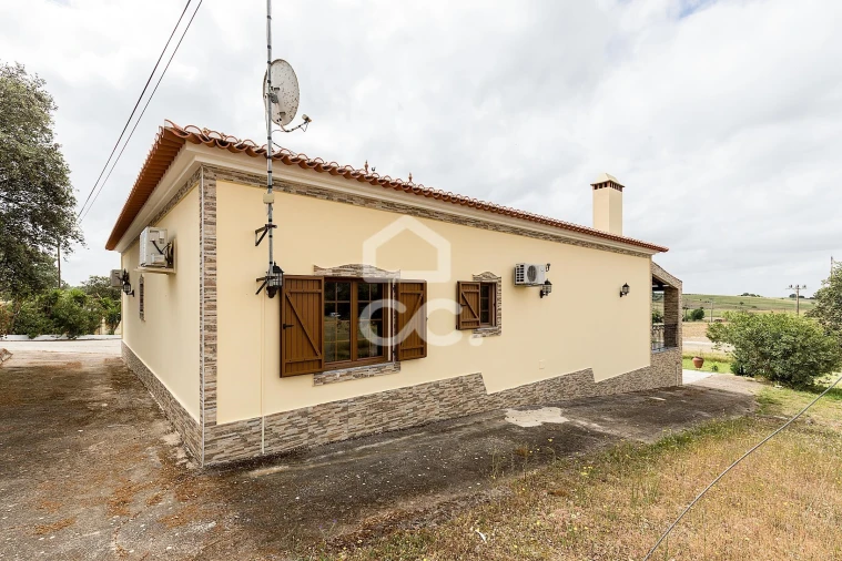 Quinta T3 para Venda em Amareleja Foto 49