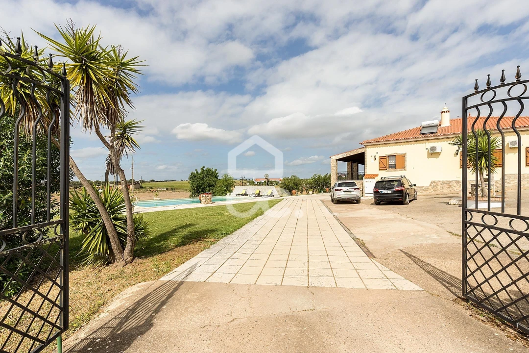 Quinta T3 para Venda em Amareleja Foto 50