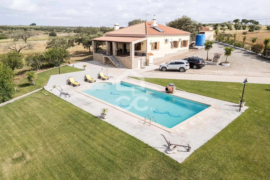 Quinta T3 para Venda em Amareleja Foto 55