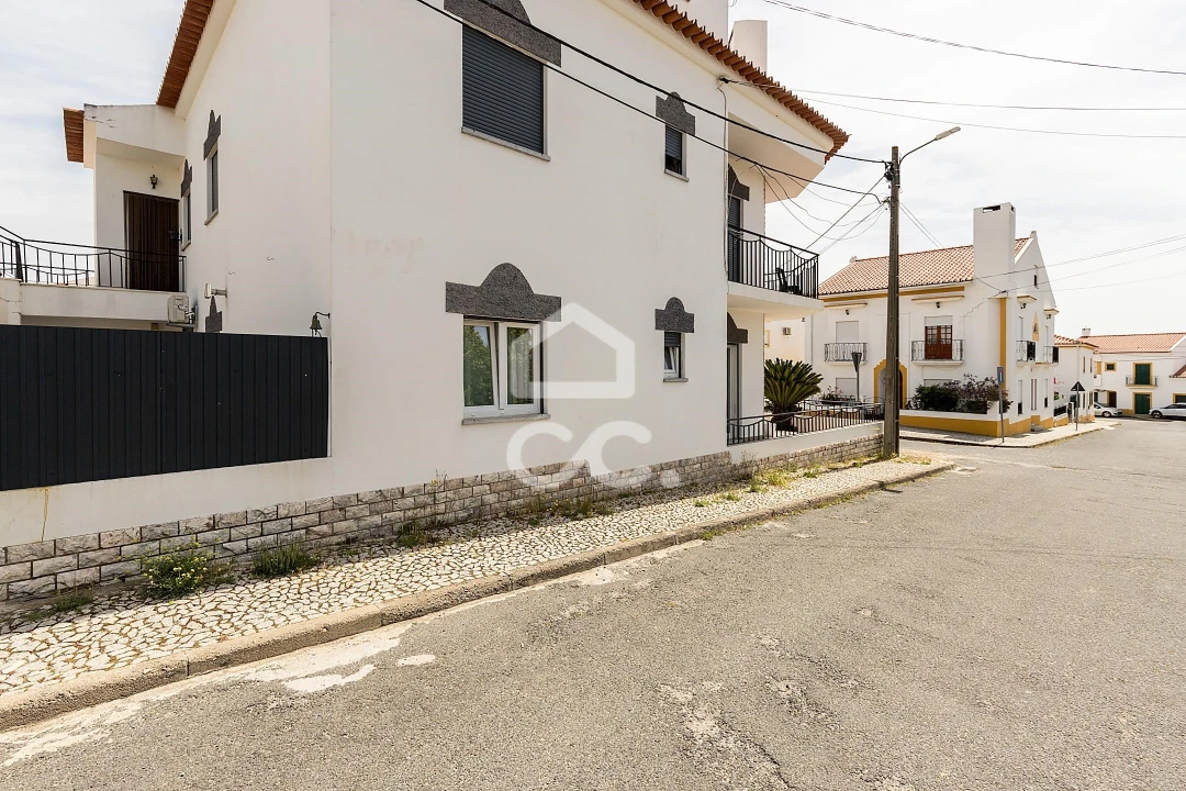 Moradia T2 para Venda em Bacelo e Senhora da Saúde Foto 34