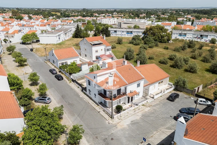 Moradia T2 para Venda em Bacelo e Senhora da Saúde Foto 39