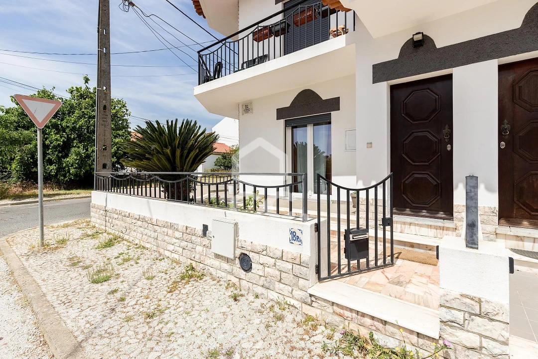 Moradia T2 para Venda em Bacelo e Senhora da Saúde Foto 2