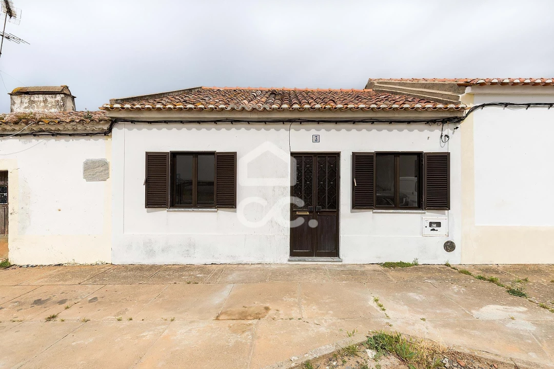 Moradia T2 para Venda em Alvito Foto 1