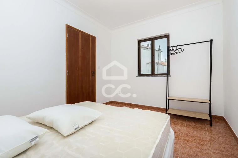 Moradia T2 para Venda em Alvito Foto 8