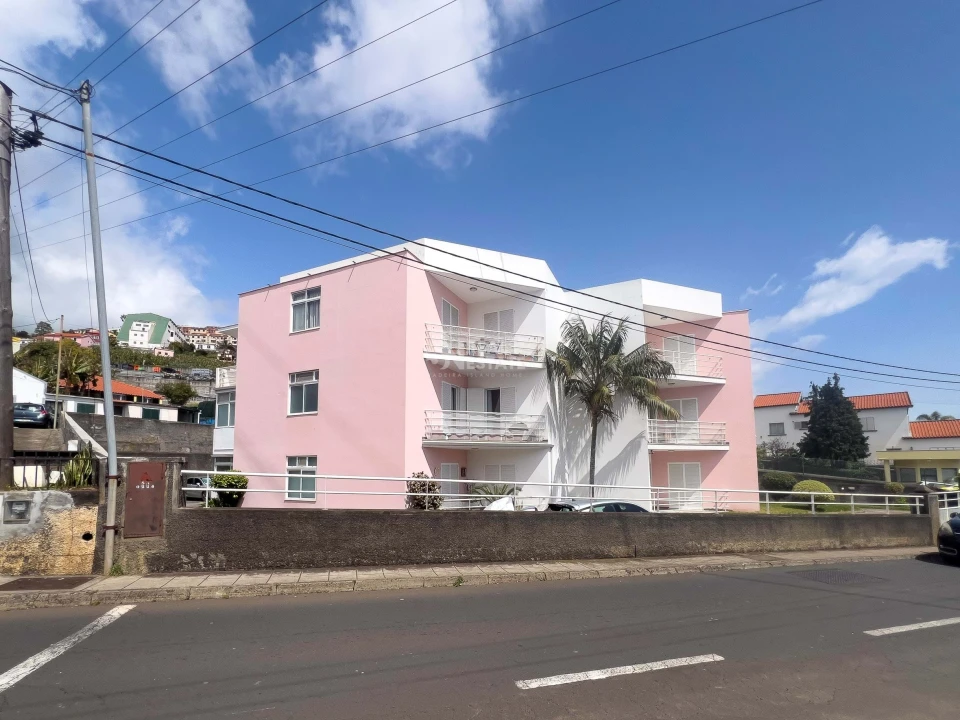 Apartamento T2 para Venda em São Martinho Foto 33