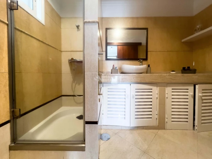 Apartamento T2 para Venda em São Martinho Foto 22