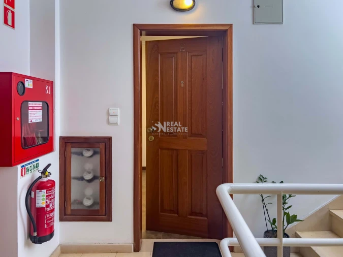 Apartamento T2 para Venda em São Martinho Foto 5