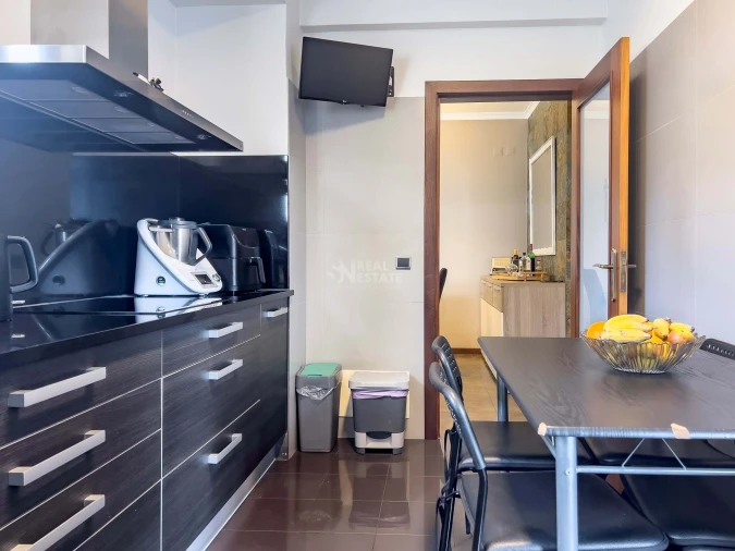 Apartamento T2 para Venda em São Martinho Foto 18