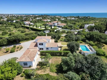 Moradia T3 para Venda em Lagoa e Carvoeiro