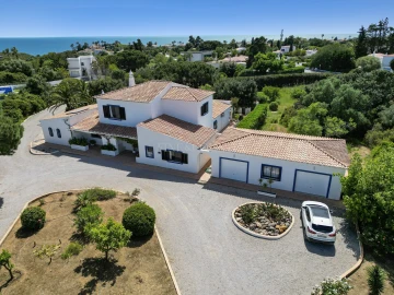 Moradia T3 para Venda em Lagoa e Carvoeiro