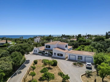 Moradia T3 para Venda em Lagoa e Carvoeiro