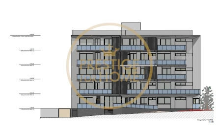 Terreno para Venda em Quarteira