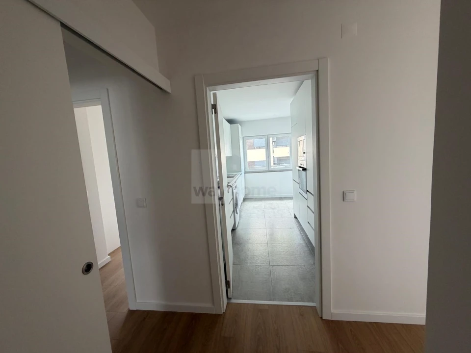 Apartamento T2 para Venda em Santo António dos Cavaleiros e Frielas Foto 6