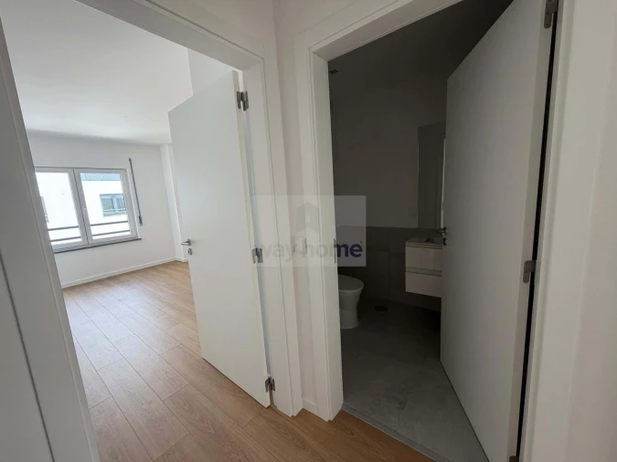 Apartamento T2 para Venda em Santo António dos Cavaleiros e Frielas Foto 18