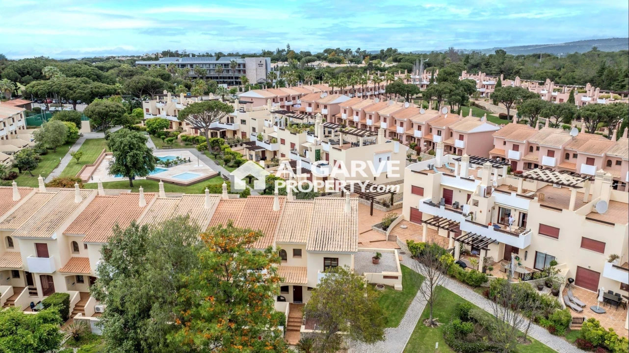 Moradia T3 para Venda em Quarteira Foto 33