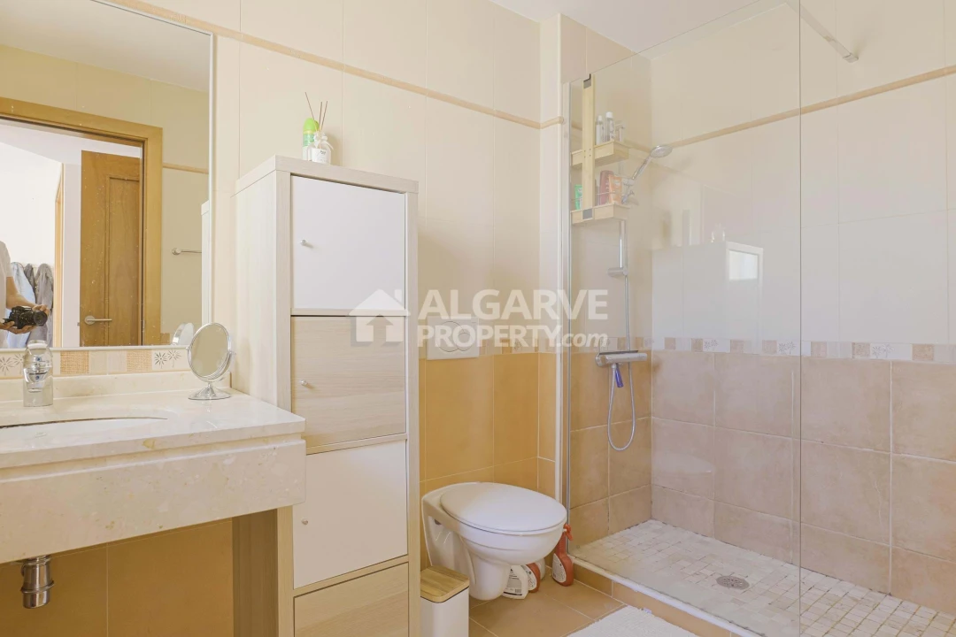 Moradia T3 para Venda em Quarteira Foto 21